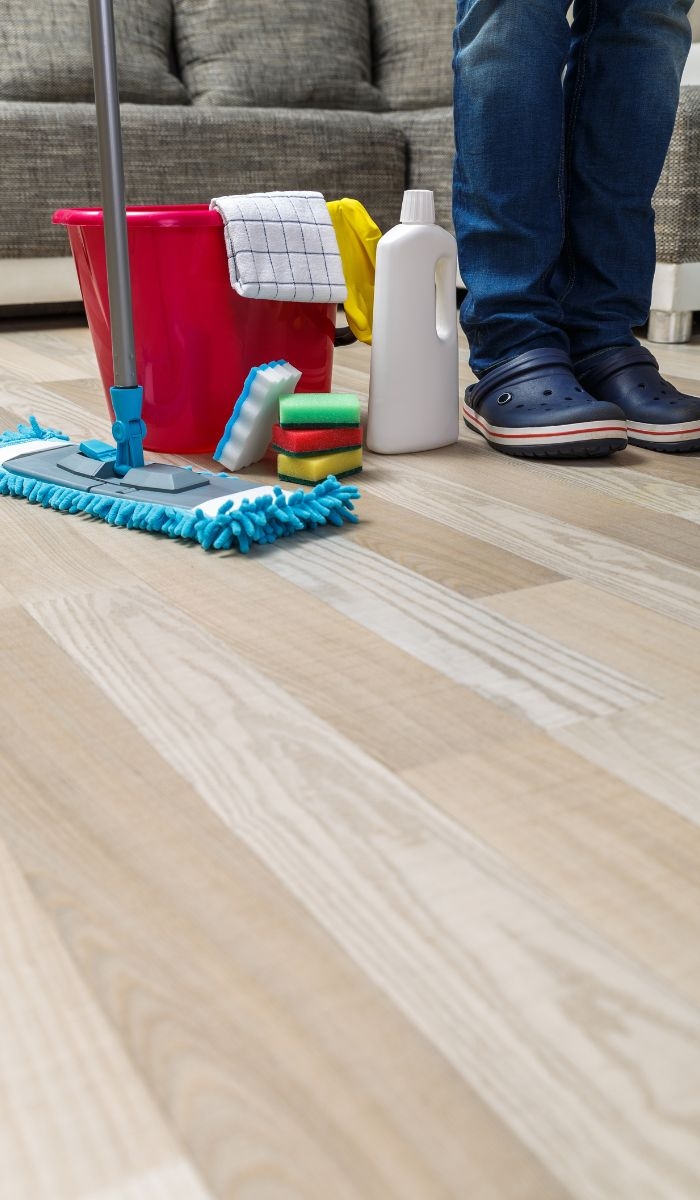 How does Clean Group schedule its regular cleaning services?