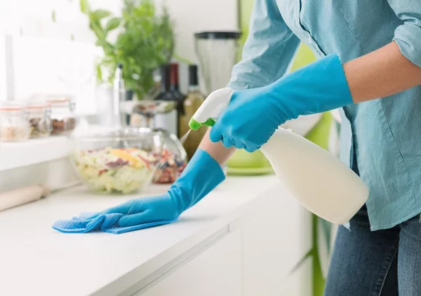 Learn How to Enjoy a Spotless Home Without Spending a Fortune - Try Our Free Cleaning Services Today!