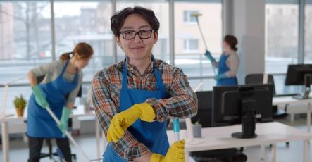 Benefits of Hiring a Professional Commercial Cleaner Townsman