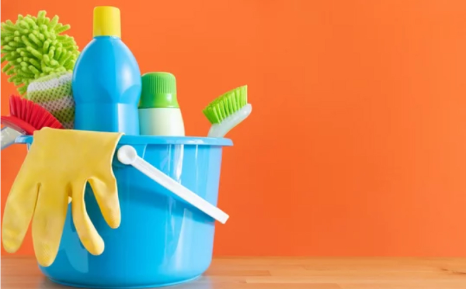 What Services Does a Cleaning Service Provide to Commercial Cleaning